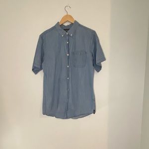 Ezekiel Men’s Short Sleeve Button Down